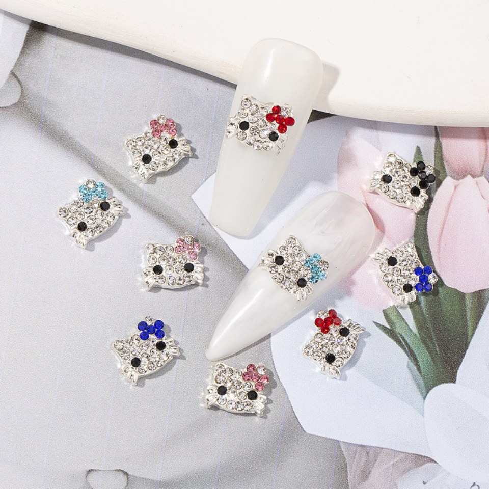 hello kitty kynsikorut